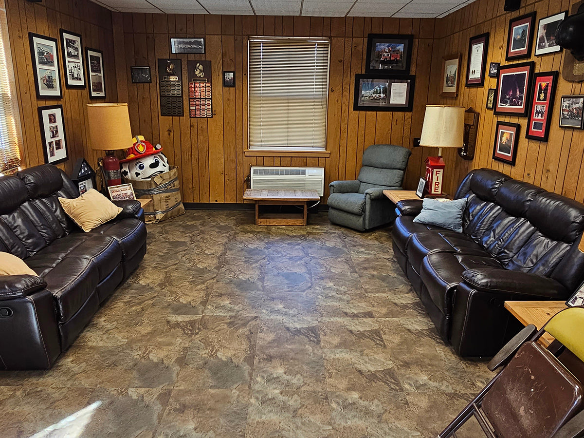 Luxury Vinyl Tile Flooring 18