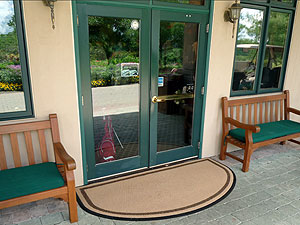 OmniTrac Entrance Mat - Country Club Exterior Usage Photograph